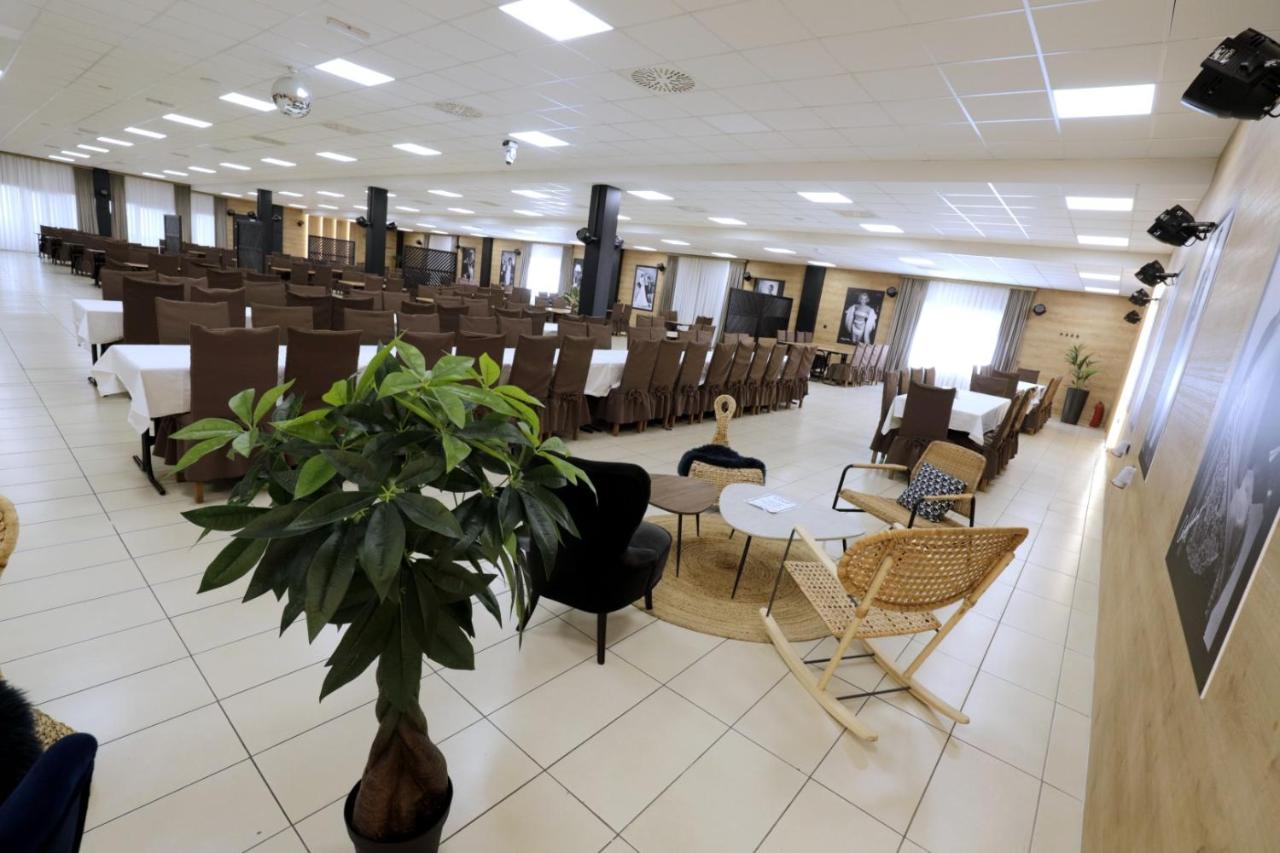 Apartments & Rooms Križevci المظهر الخارجي الصورة