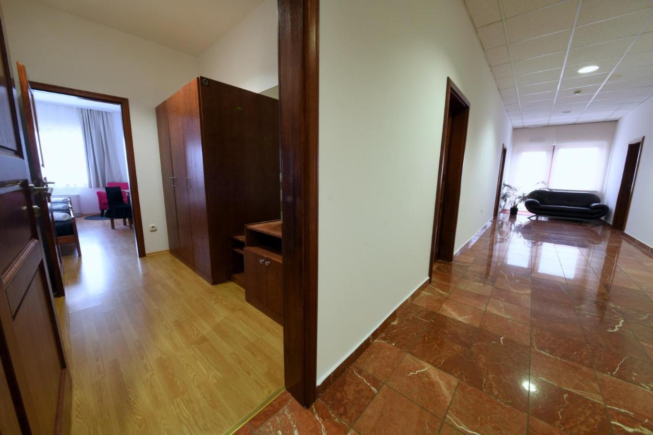 Apartments & Rooms Križevci المظهر الخارجي الصورة