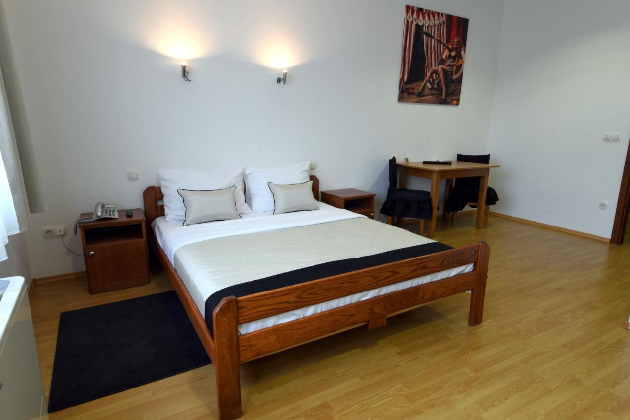 Apartments & Rooms Križevci المظهر الخارجي الصورة